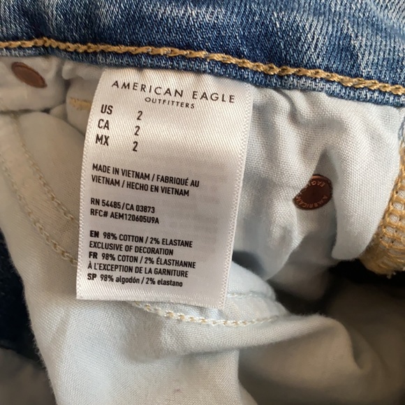 American Eagle jean shorts - Picture 3 of 4